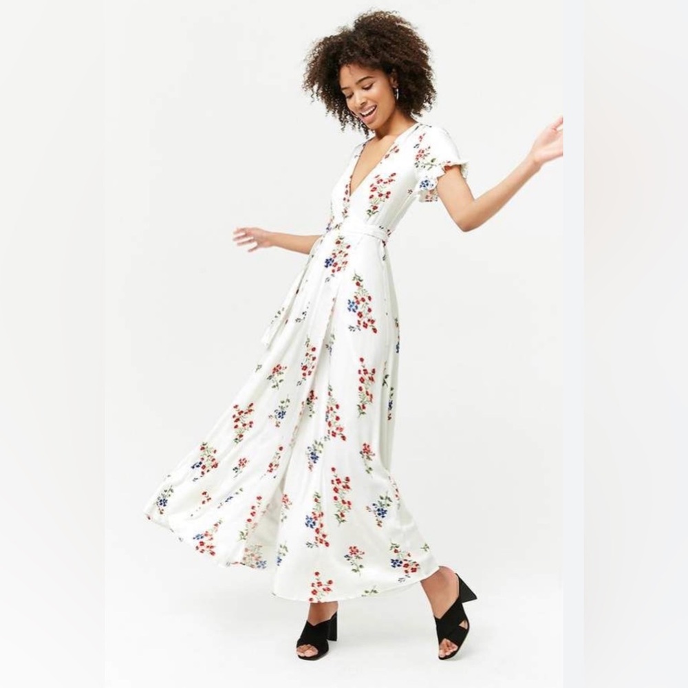 Forever 21 White/Floral Maxi Dress- Women’s Size M